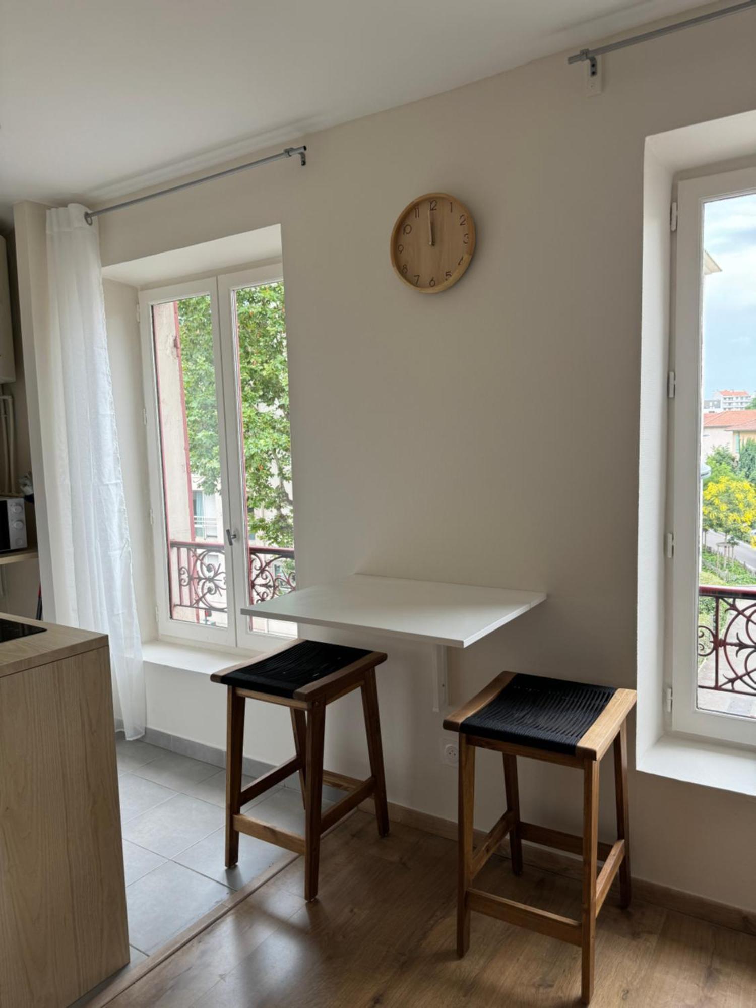 Appartement Avec Une Chambre Lyon Ngoại thất bức ảnh